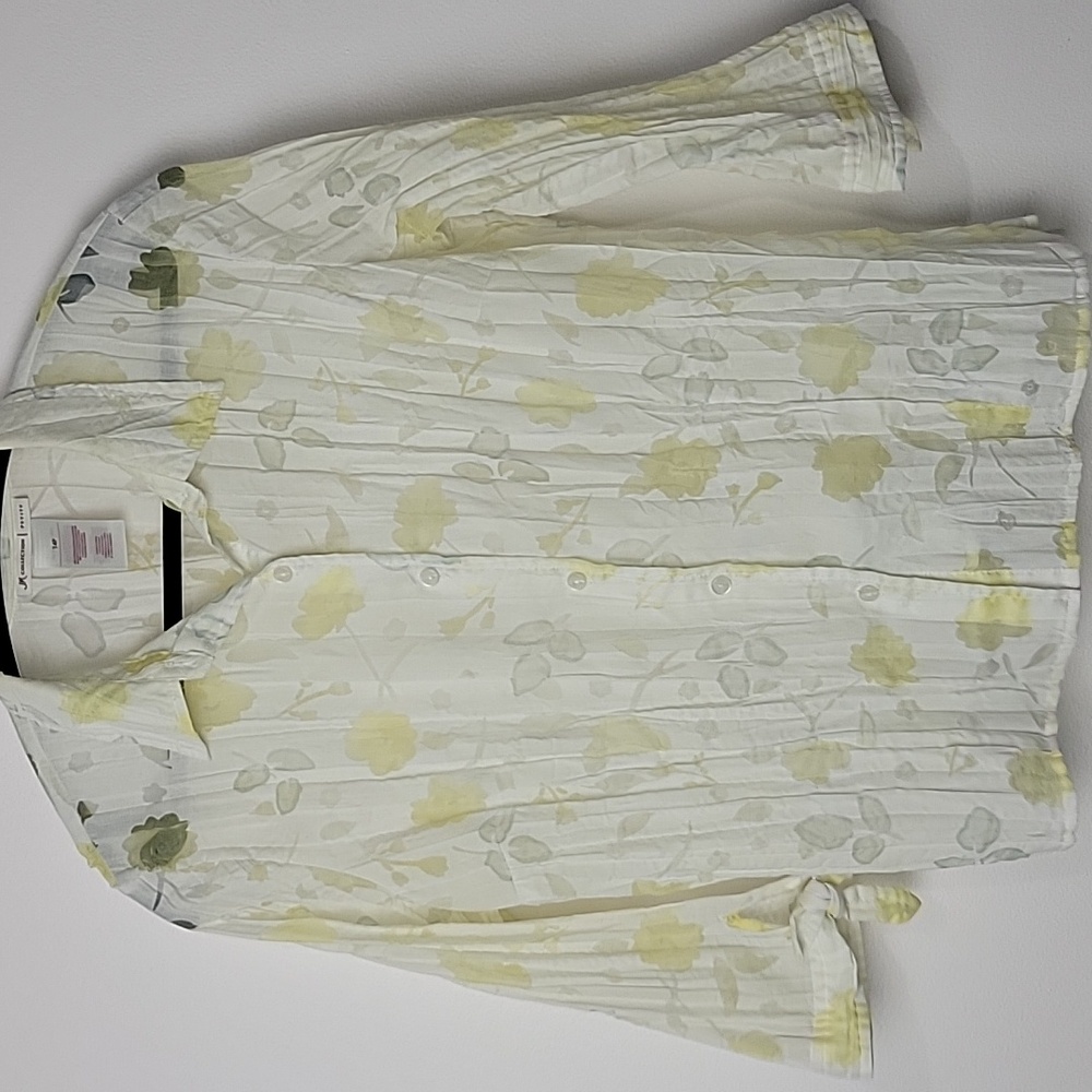 M COLLECTION WOMEN'S SHEER LONG SLEEVE BUTTON DOWN FLORAL TOP PETITE
